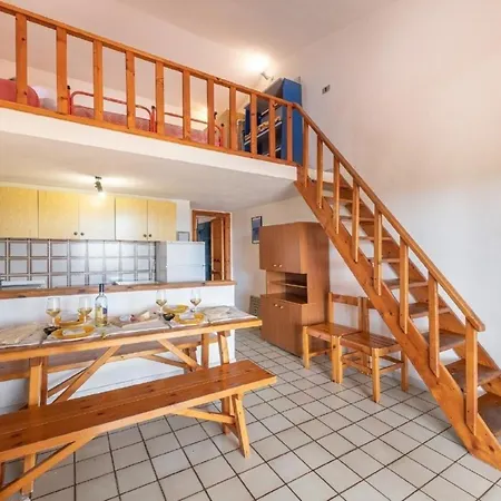 Apartment Mit Garten, Grill Und Terrasse *