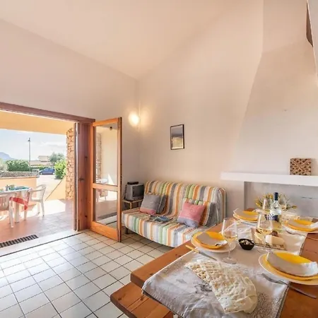 Apartment Mit Garten, Grill Und Terrasse Olbia
