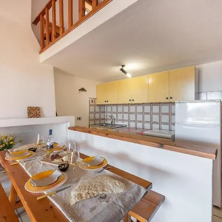 Apartment Mit Garten, Grill Und Terrasse Olbia