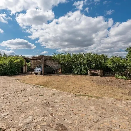 Apartment Mit Garten, Grill Und Terrasse